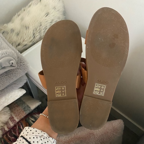 Aldo Aliwan sandal. Used- good condition - Picture 7 of 10